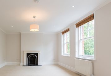 Woven Wood Blinds Transforming Living Room Windows